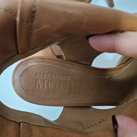 Alexander McQueen Faithfull Biker Stiletto Heels Skull Zippers Sz 6.5 US/ 37 EUR - Picture 16 of 16